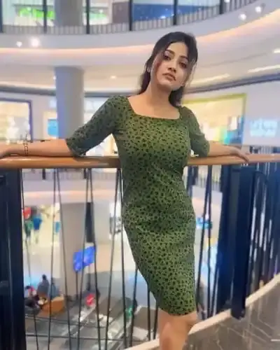 Call Girl Service in Lakhisarai