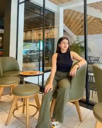 Call Girl Lakhisarai